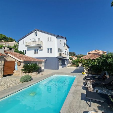 Apartments Villa Lora Kraj  エクステリア 写真