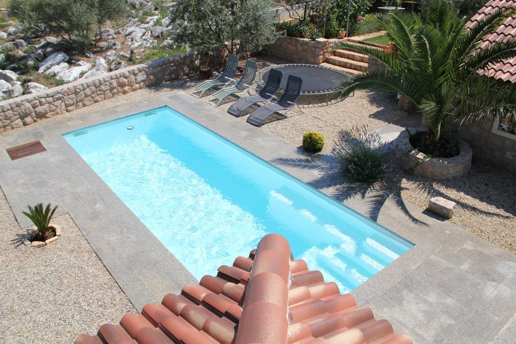 Apartments Villa Lora Kraj  エクステリア 写真